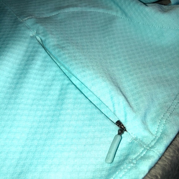 Under Armor Teal Athletic Shirt - Picture 6 of 7